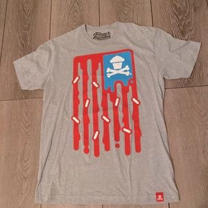 Large grey Johnny Cupcakes “Frosting flag” shirt